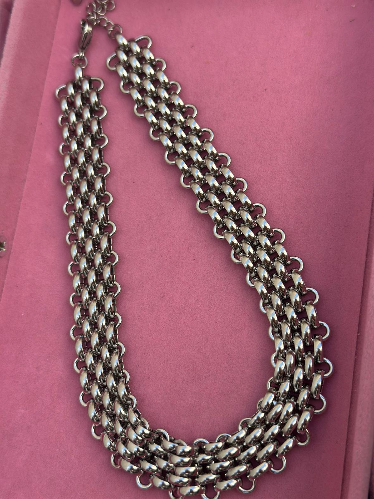 Collana ami big