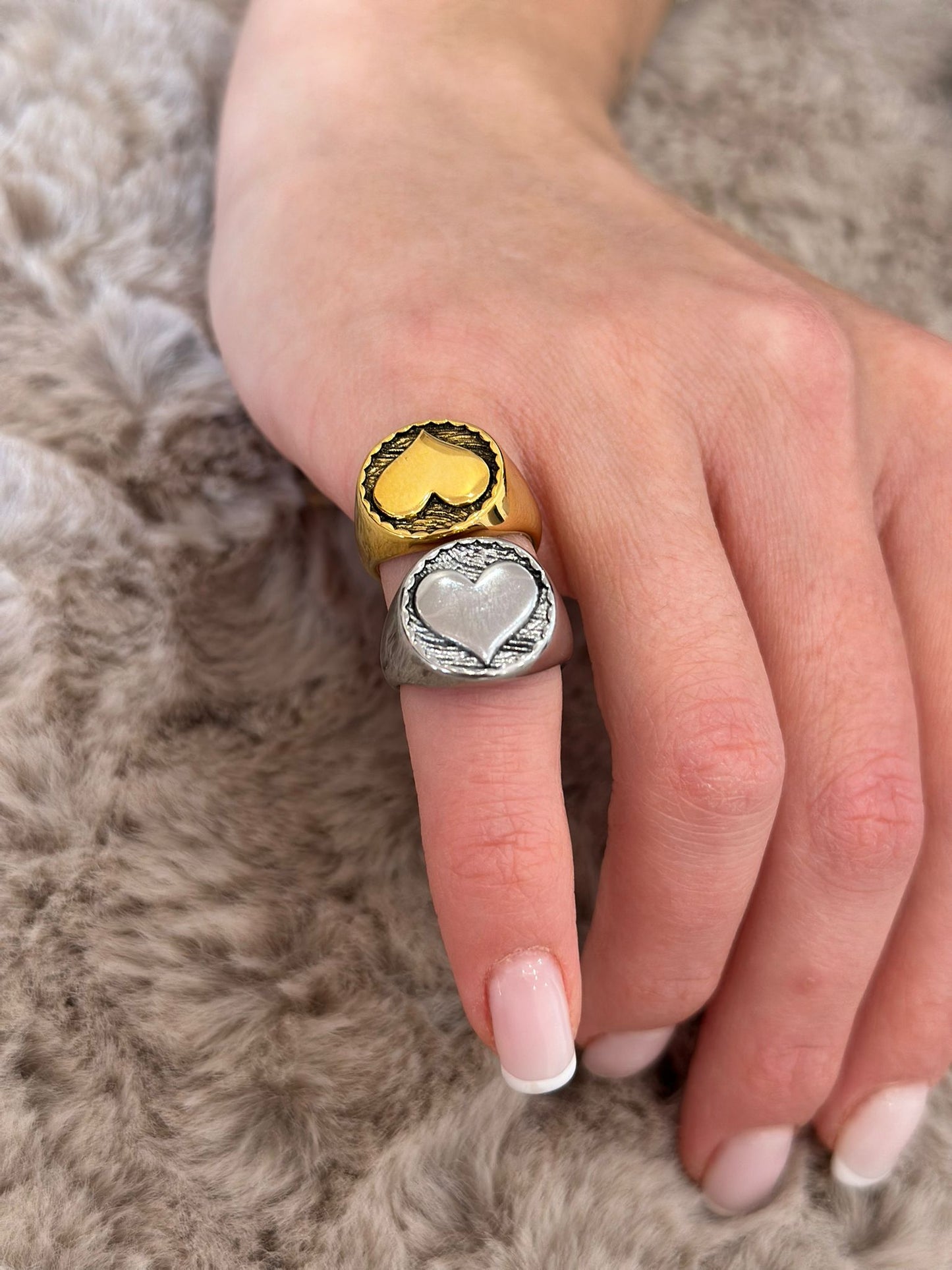 Anello cuore