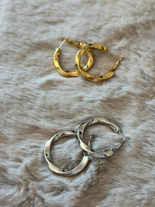 Orecchini cerchio martellato